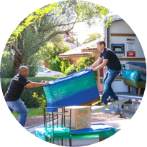 2 men loading a moving truck